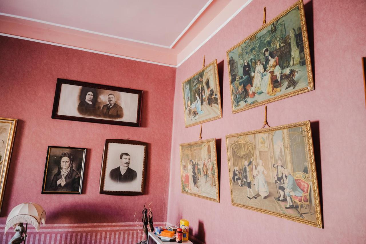 Casa Tonina Bed & Breakfast Carloforte  Bagian luar foto