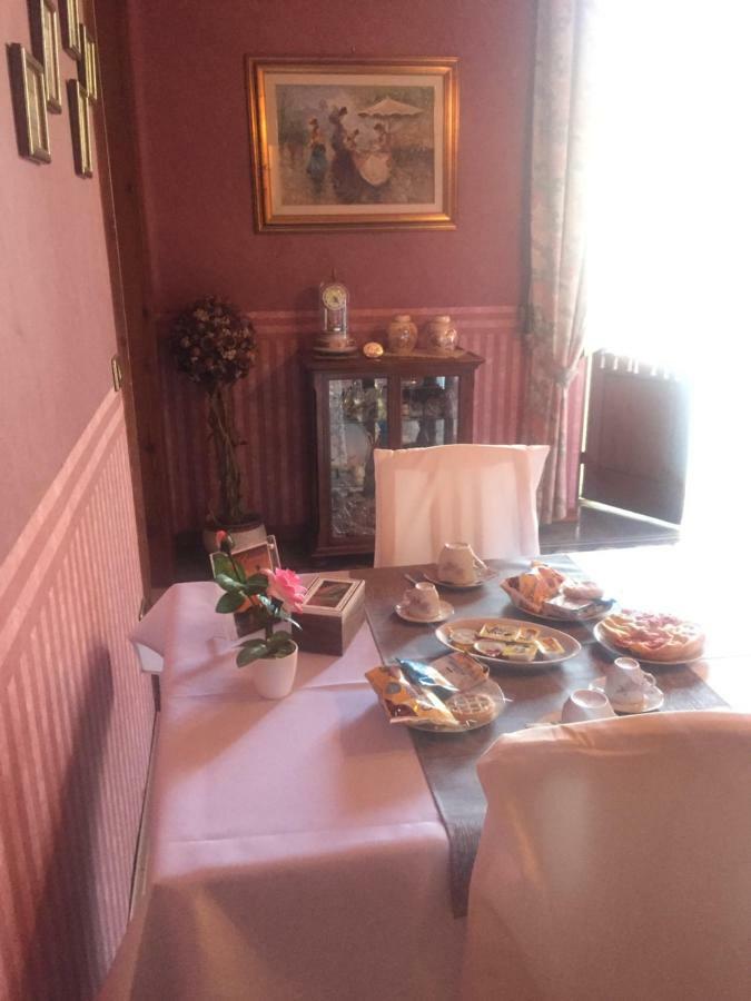 Casa Tonina Bed & Breakfast Carloforte  Bagian luar foto